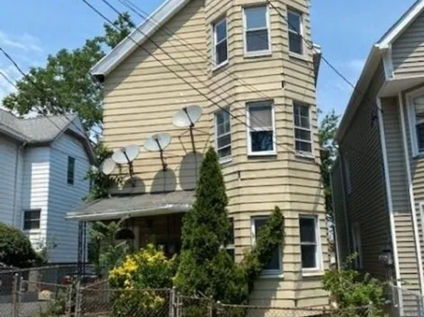 427 Parkinson Ter, Orange, NJ 07050