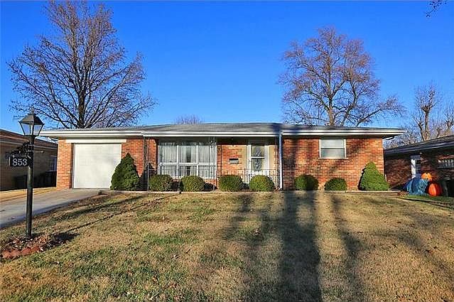 1st image of 853 Rainbow Dr