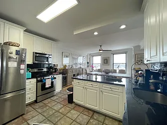 Rented by Rita S Citrin, LREB