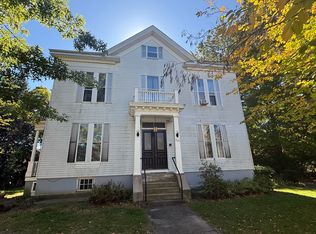 224 Armington St APT 4, Providence, RI 02905