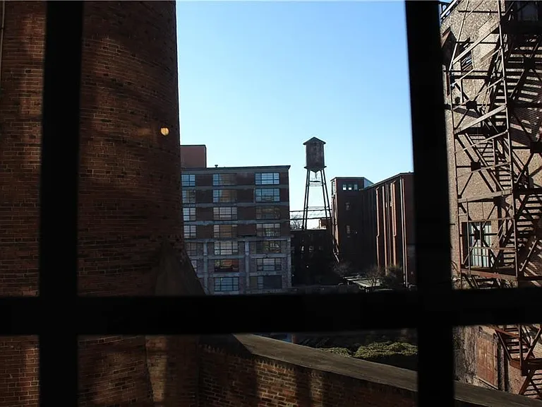 170 Boulevard 306 #H — Photo 32