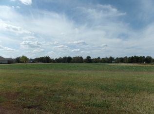 17036 S Beck Dr, Siloam Springs, AR 72761