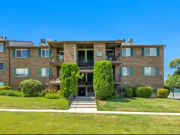 4116 S Oak Meadows Dr APT 10, Taylorsville, UT 84123