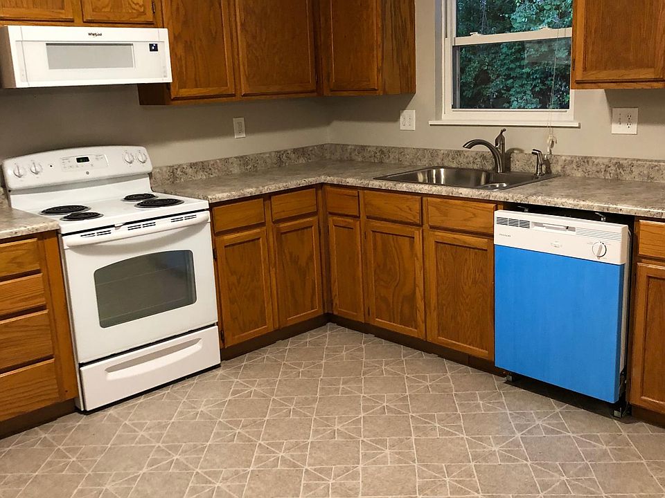 2nd image of 4706 Brandy Ln