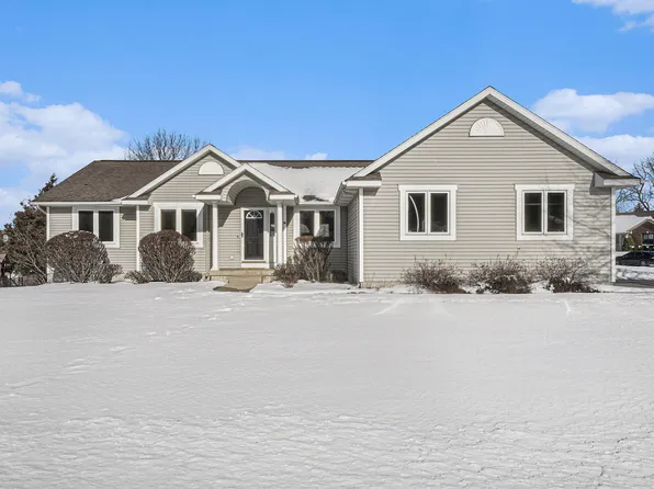 8551 Eldora Dr SW, Byron Center, MI 49315