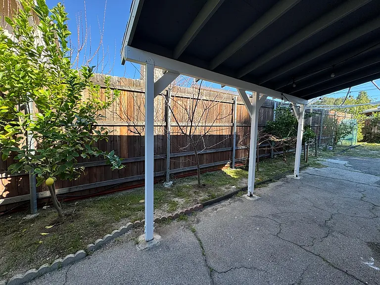10202 Jardine Ave — Photo 10