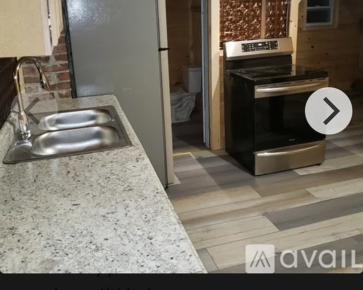 8 Depot St #4 — Photo 3