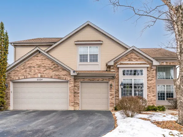 2224 Barrett Dr, Algonquin, IL 60102