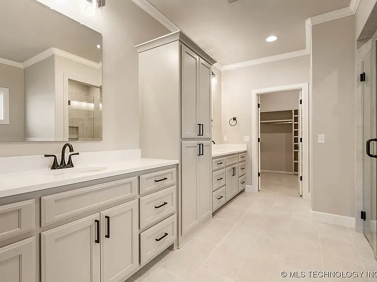 2712 W Van Buren Ct — Photo 4