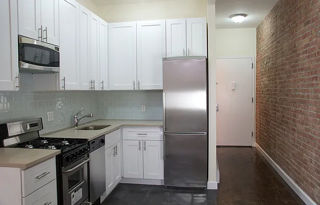 Rented by Corcoran | media 43