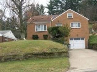 3 Clearview Dr, Pittsburgh, PA 15205