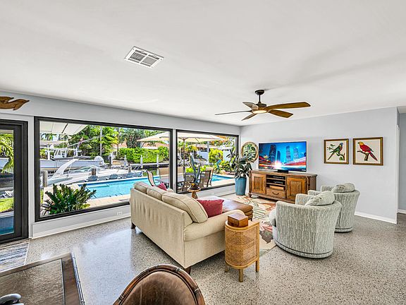 3rd image of 1301 Mandarin Isle