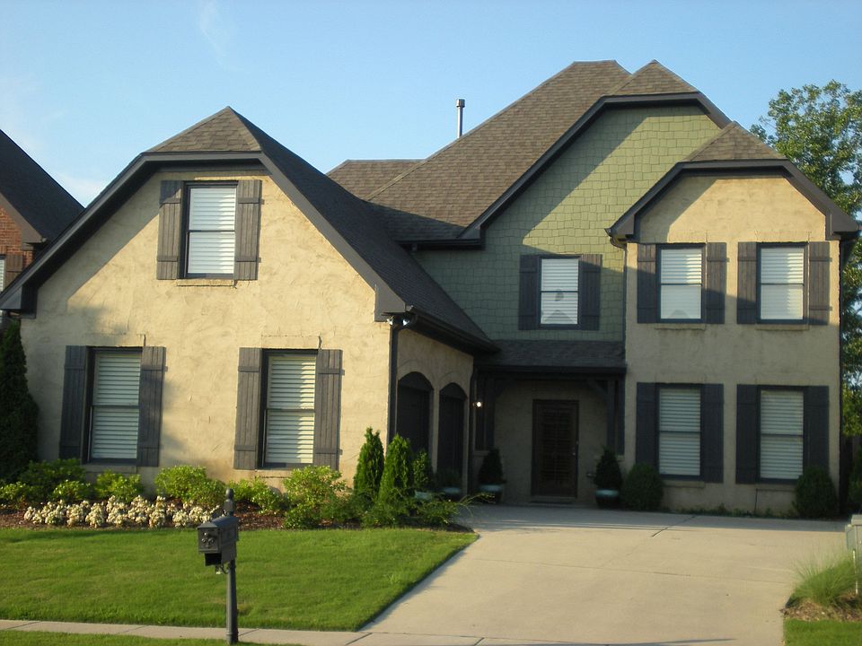 2416 Chalybe Trail