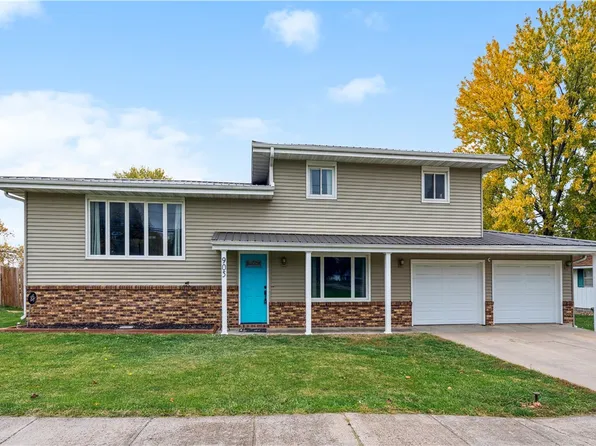 905 W Jackson St, Knoxville, IA 50138