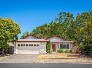 3724 Skyview Dr, Santa Rosa, CA 95403