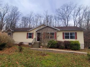 194 Wildwood Dr, Canadensis, PA 18325