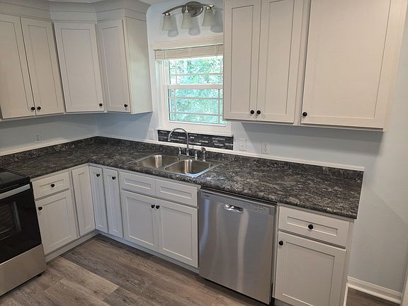 4th image of 4506 S Creek Dr