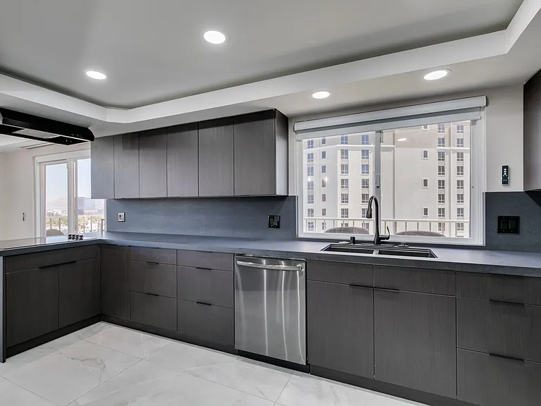 205 E Harmon Ave #1012 — Photo 26