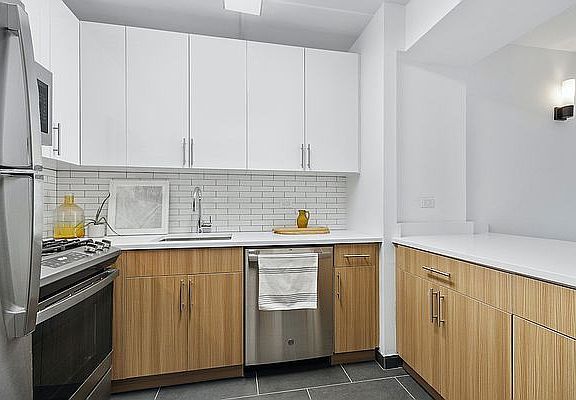 4th image of 200 E 87th St APT 10A