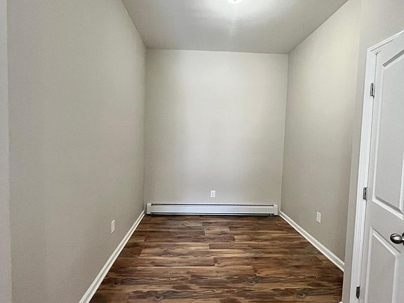 5th image of 116 Van Horne St APT 2