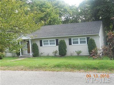 2nd image of 16 Matthes Rd