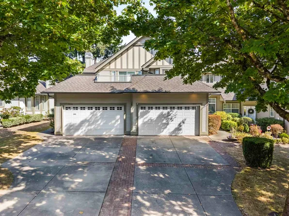 5814 122nd St, Surrey, BC V3X 3L5