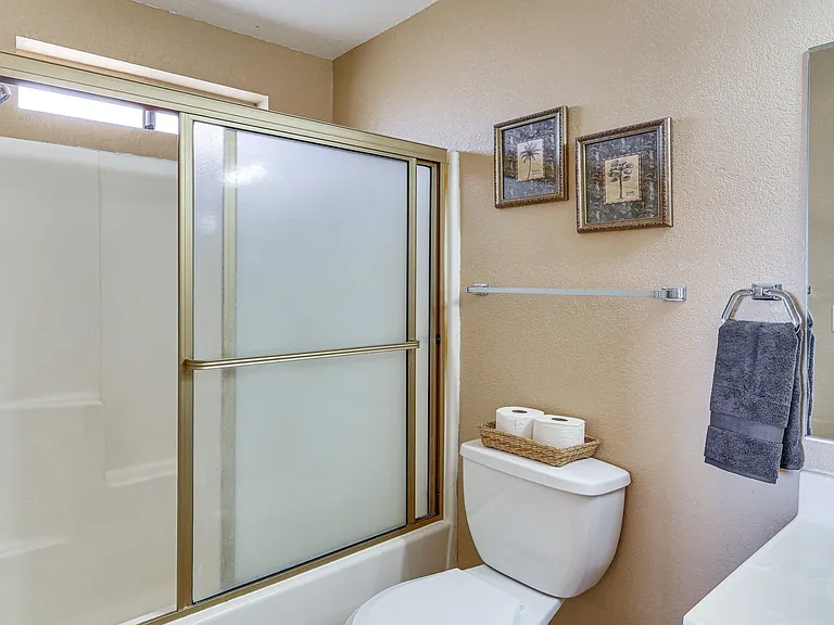 453 Lake Havasu Ave N #D — Photo 3