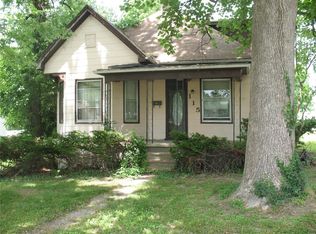 115 W Park Ave, Collinsville, IL