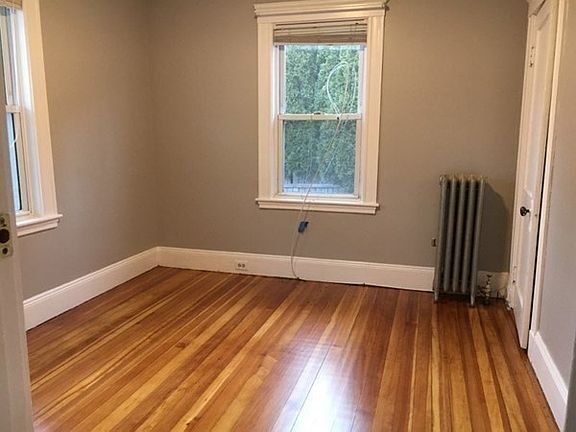 4th image of 31 Billings Ave #1