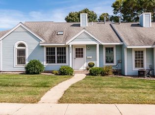 2313 Valleyhigh Dr NW, Rochester, MN 55901