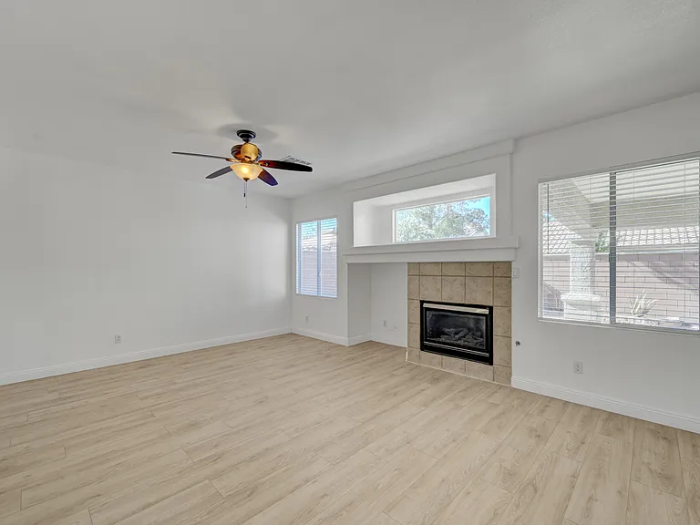 1218 Starstone Ct — Photo 5