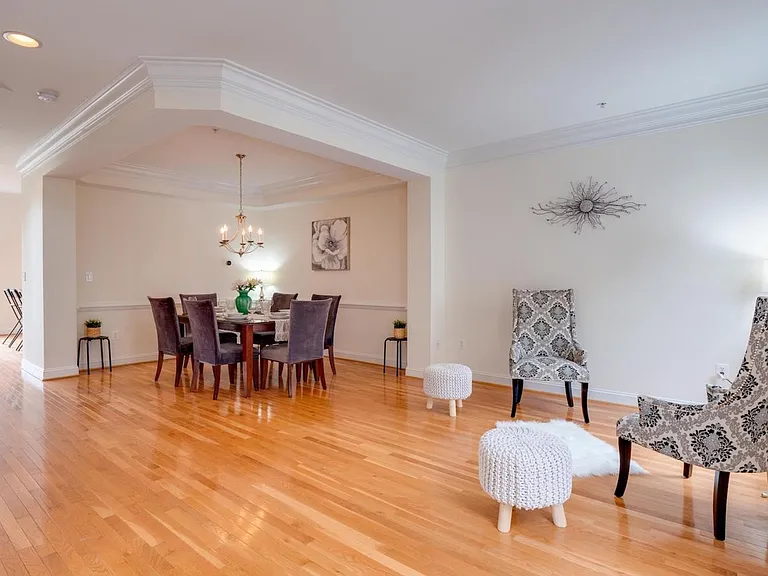 3510 Goddard Way — Photo 5