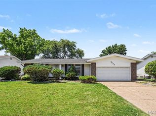 4423 Caracalla Dr, Florissant, MO 63033