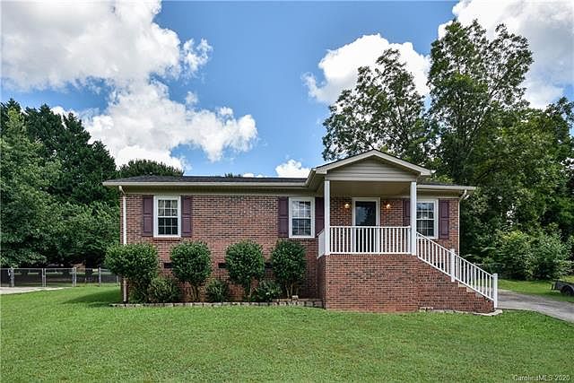 1st image of 107 Terrace Dr