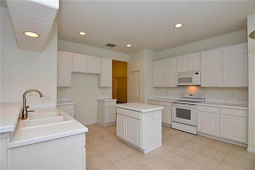 5th image of 2657 Dover Glen Cir