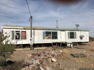 7027 W Dawson Dr, Golden Valley, AZ 86413