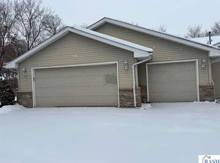 74 Cree Point Dr, Mankato, MN 56001