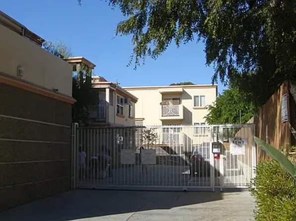 15943 Victory Blvd APT 2, Van Nuys, CA 91406