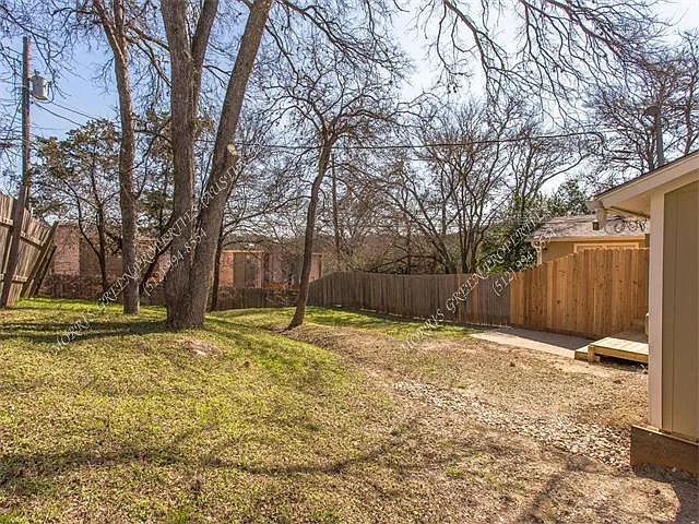 6403 Auburn Dr #B — Photo 15