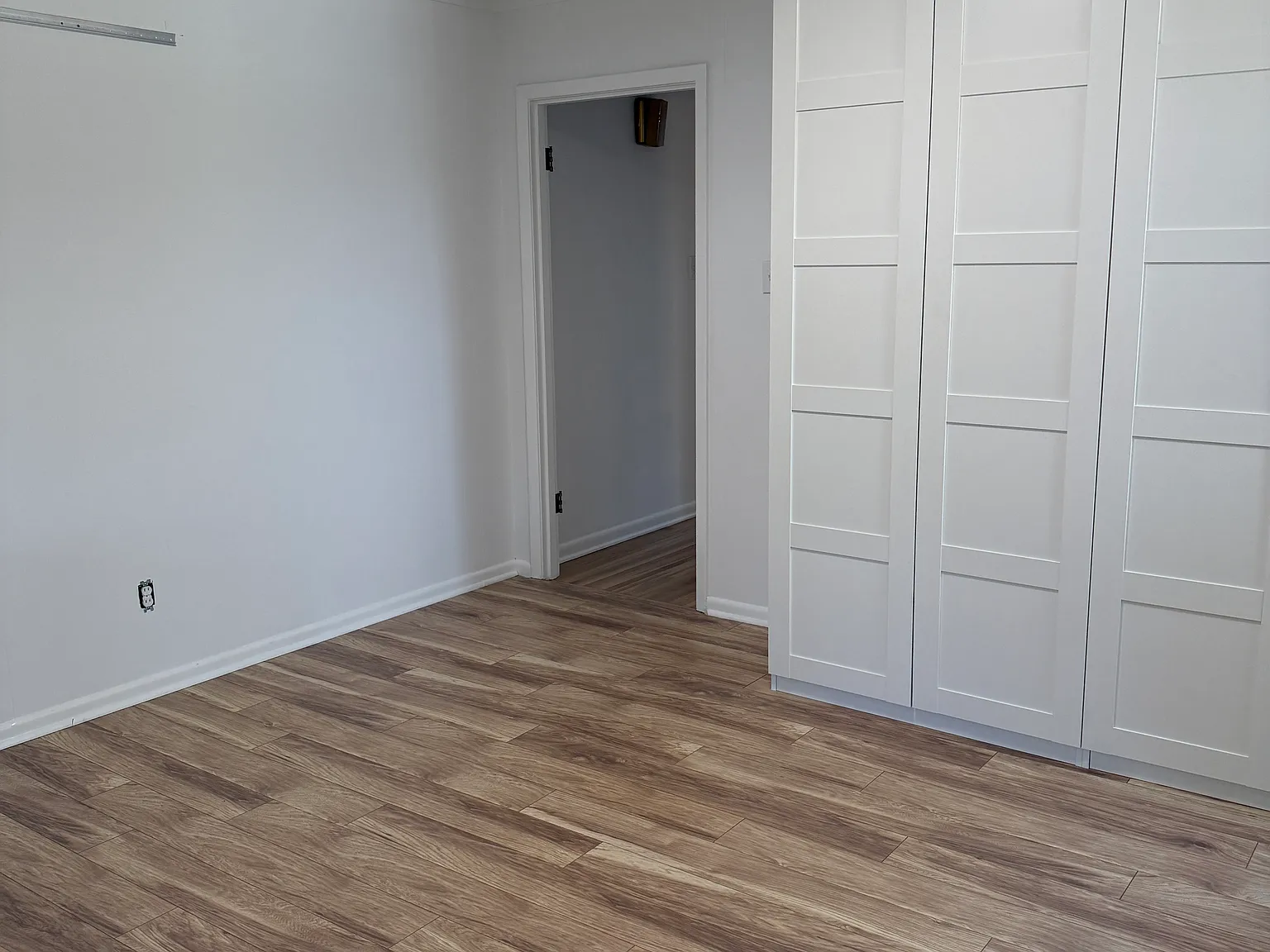 2 bed, 1.5 bath, 1400 sqft, $1,800 — Photo 3