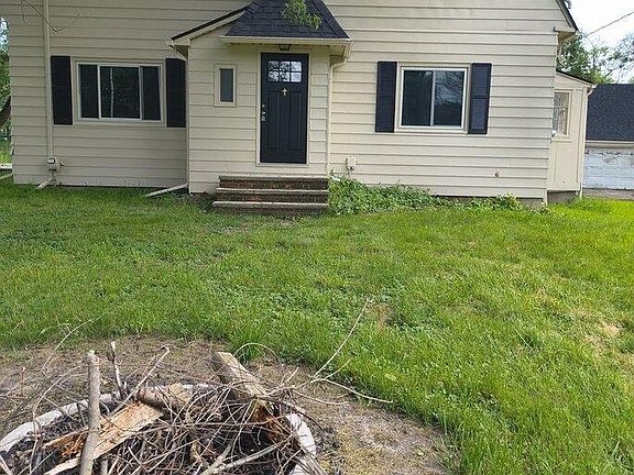 2nd image of 6277 Corunna Rd