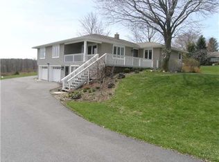 5775 Barnes Rd, Canandaigua, NY 14424