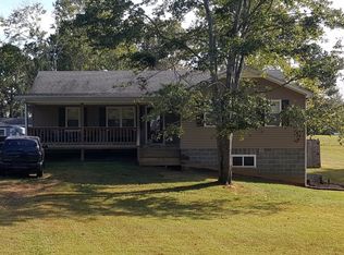 810 Elkhorn Rd, Paris, TN 38242