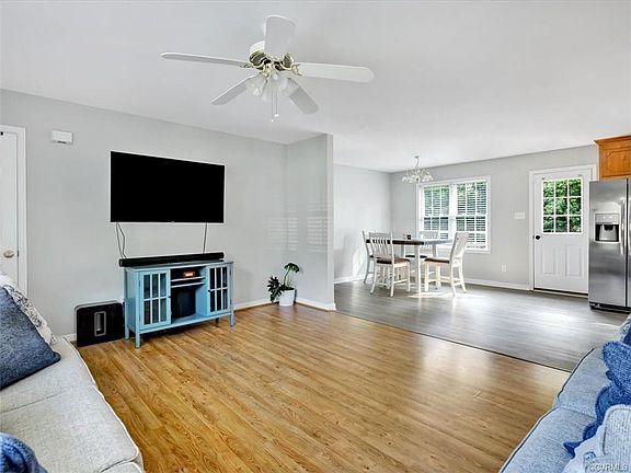 4th image of 7701 Telbury St