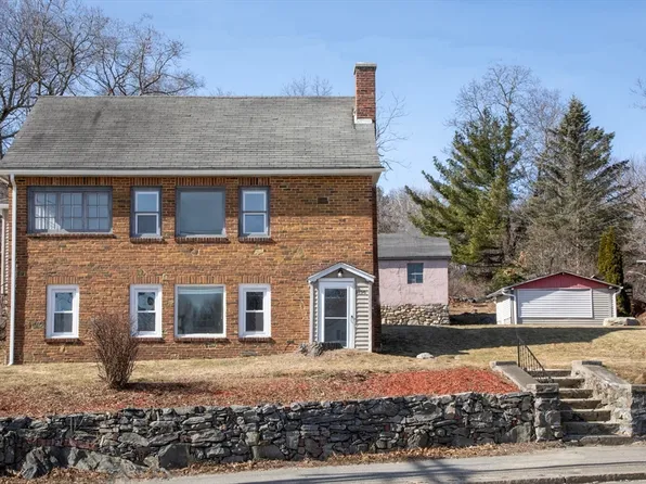 1134 Grafton St, Worcester, MA 01604