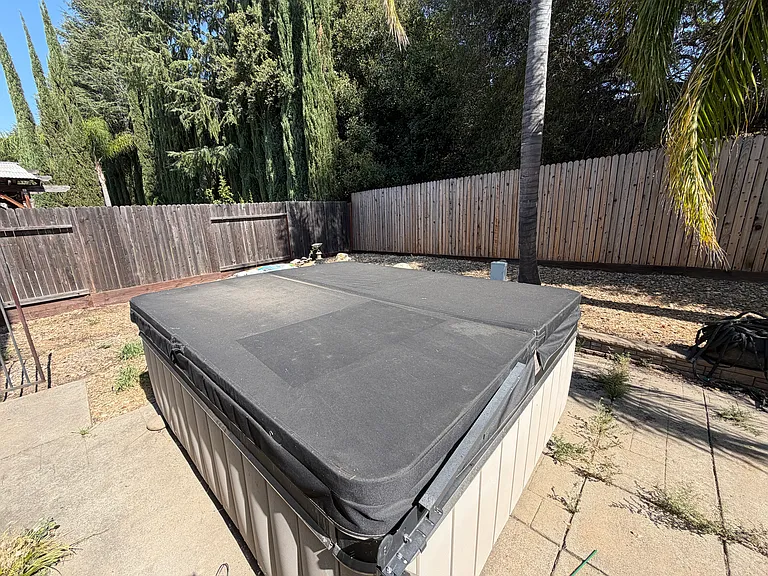 2127 Arnold Dr — Photo 35
