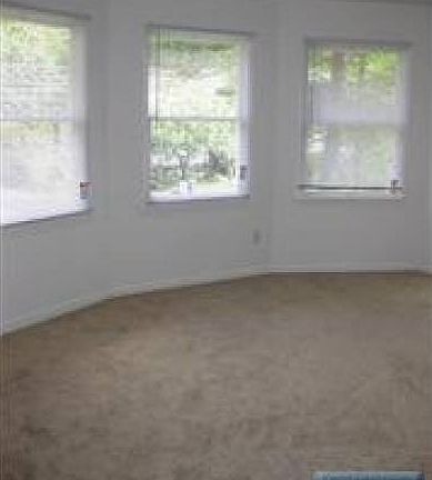 3rd image of 71 Airmount Ave