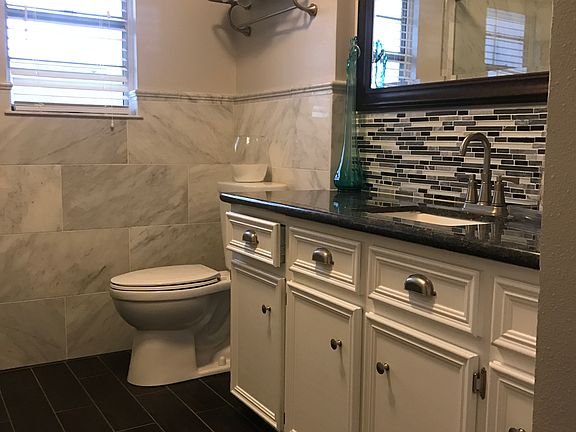 3rd image of 1225 Sailfish St