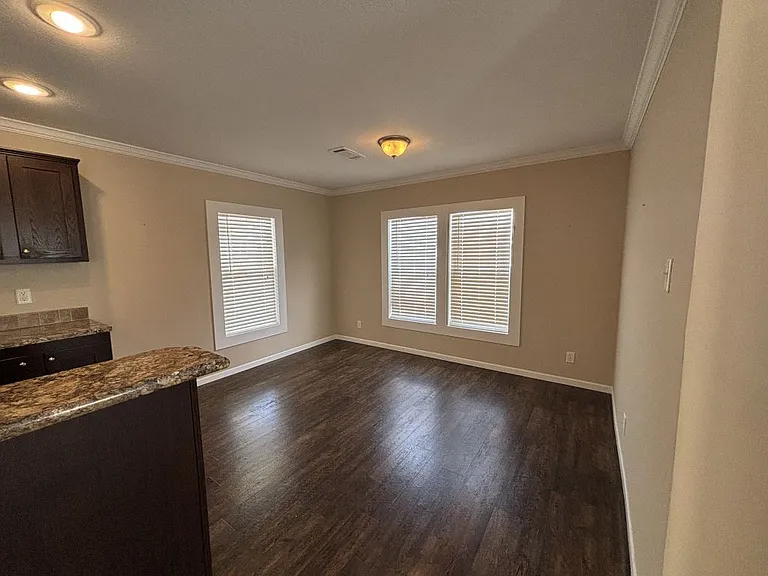 10 Harbor Cove Ct #10 — Photo 4