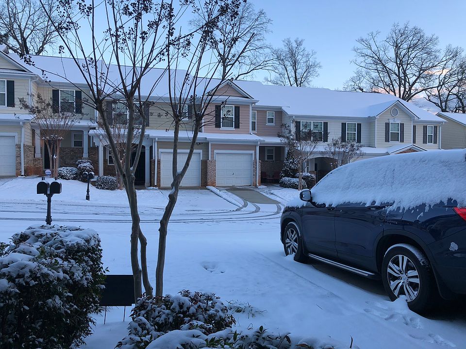 2nd image of 3975 Carlinswood Way